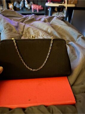 Vintage Black Evening Clutch with Gold Chain